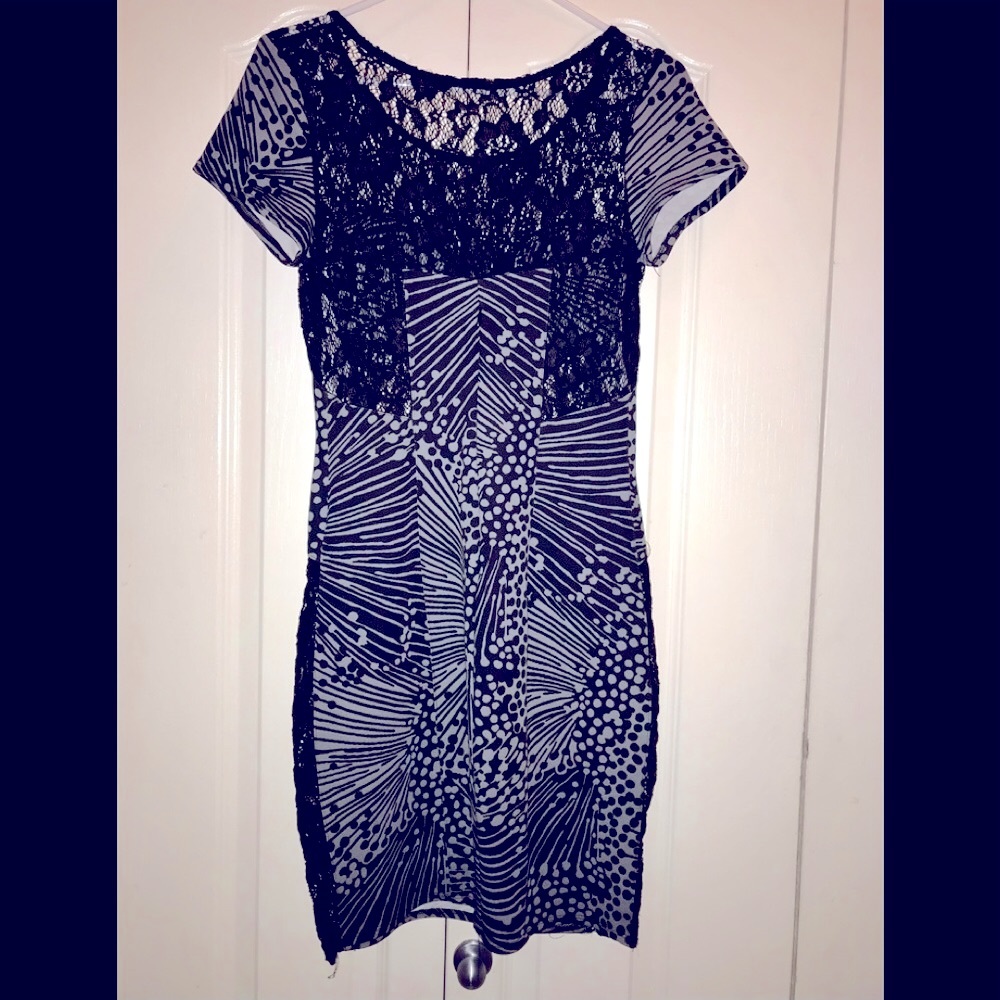 Chynna Dolls midi dress